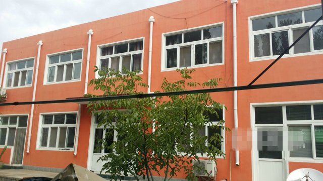 厂房出租 交通便利 水电齐全 80KVA变压器