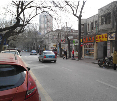 滨江道商业街 河北路商业店铺火爆出租
